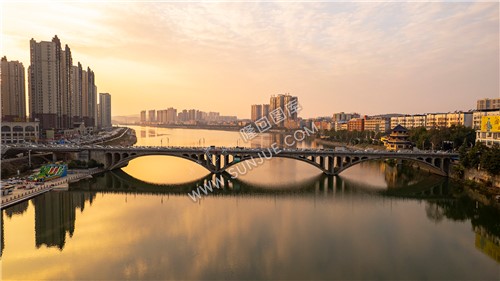 隆回大桥-赧水河面风光