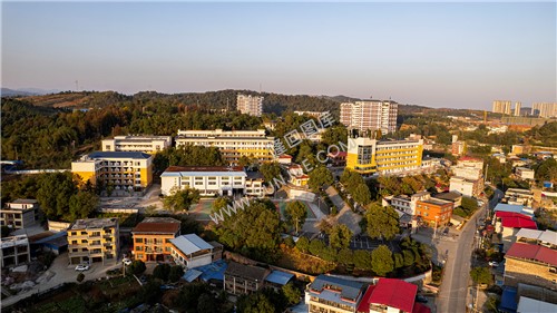 隆回职中老校区