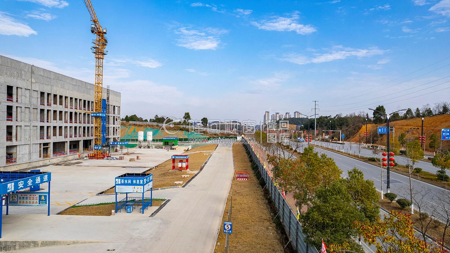 门诊大楼前坪-隆回县人民医院城北数字化新院