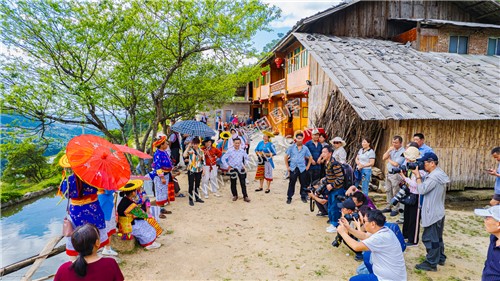 隆回花瑶婚俗活动