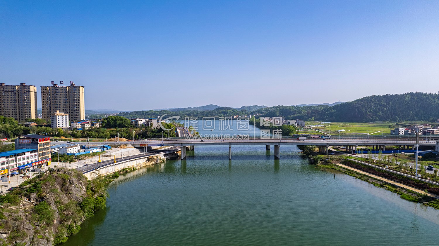 横跨南北的隆回三桥-紫霞园大桥