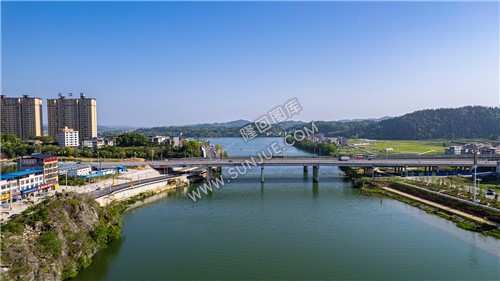 横跨南北的隆回三桥-紫霞园大桥