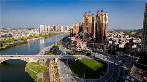 隆回大桥-巴黎新城