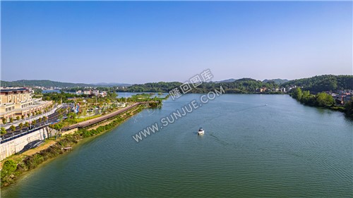 隆回阅江府前河面