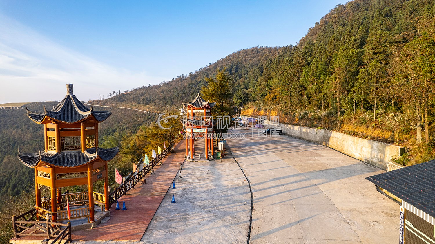 东山禅院停车坪与观光走廊