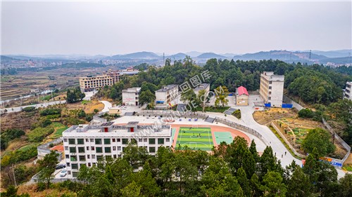 五里中学-五里九年制义务学校