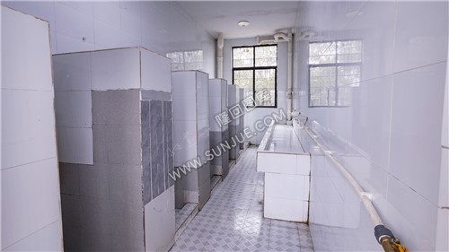 宿舍厕所-五里中学