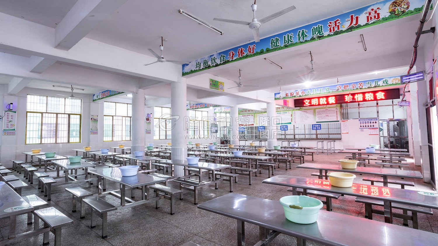 学生食堂-三阁司中学