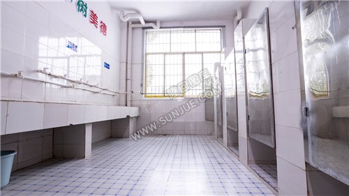 学生宿舍楼淋浴间-三阁司中学