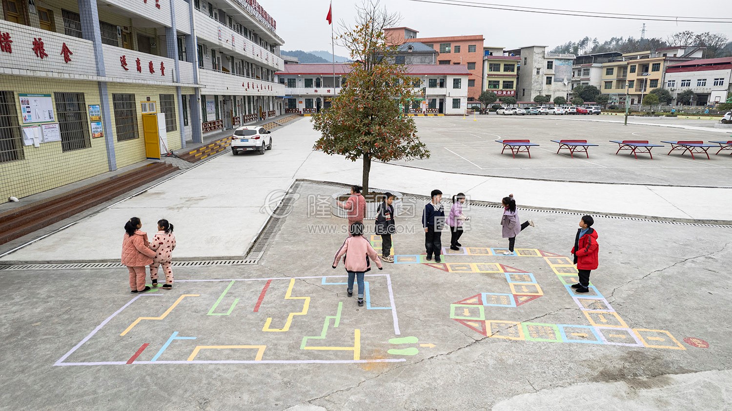 课间格子游戏-红光小学-隆回县三阁司镇红光居委会