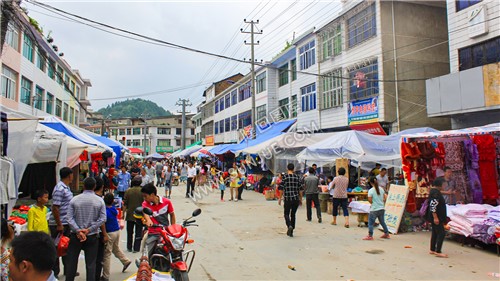 小沙江赶集-2015隆回花瑶讨僚皈活动