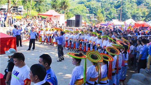 2015隆回花瑶讨僚皈活动
