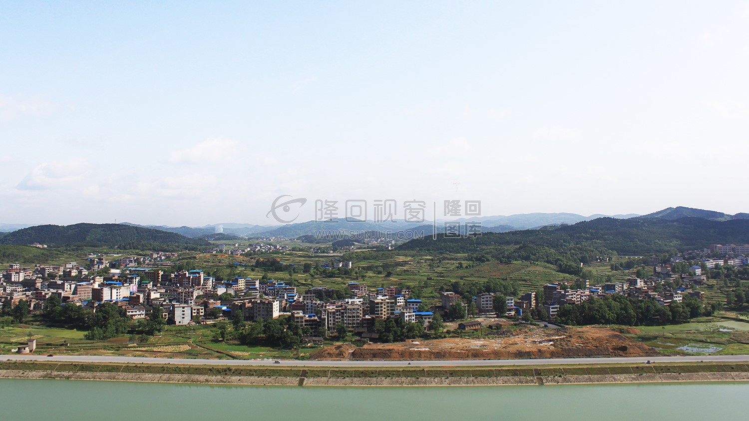 隆回县城-赧水河岸两边