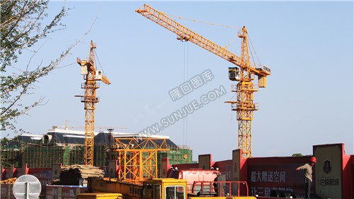 隆回县城-赧水河岸两边