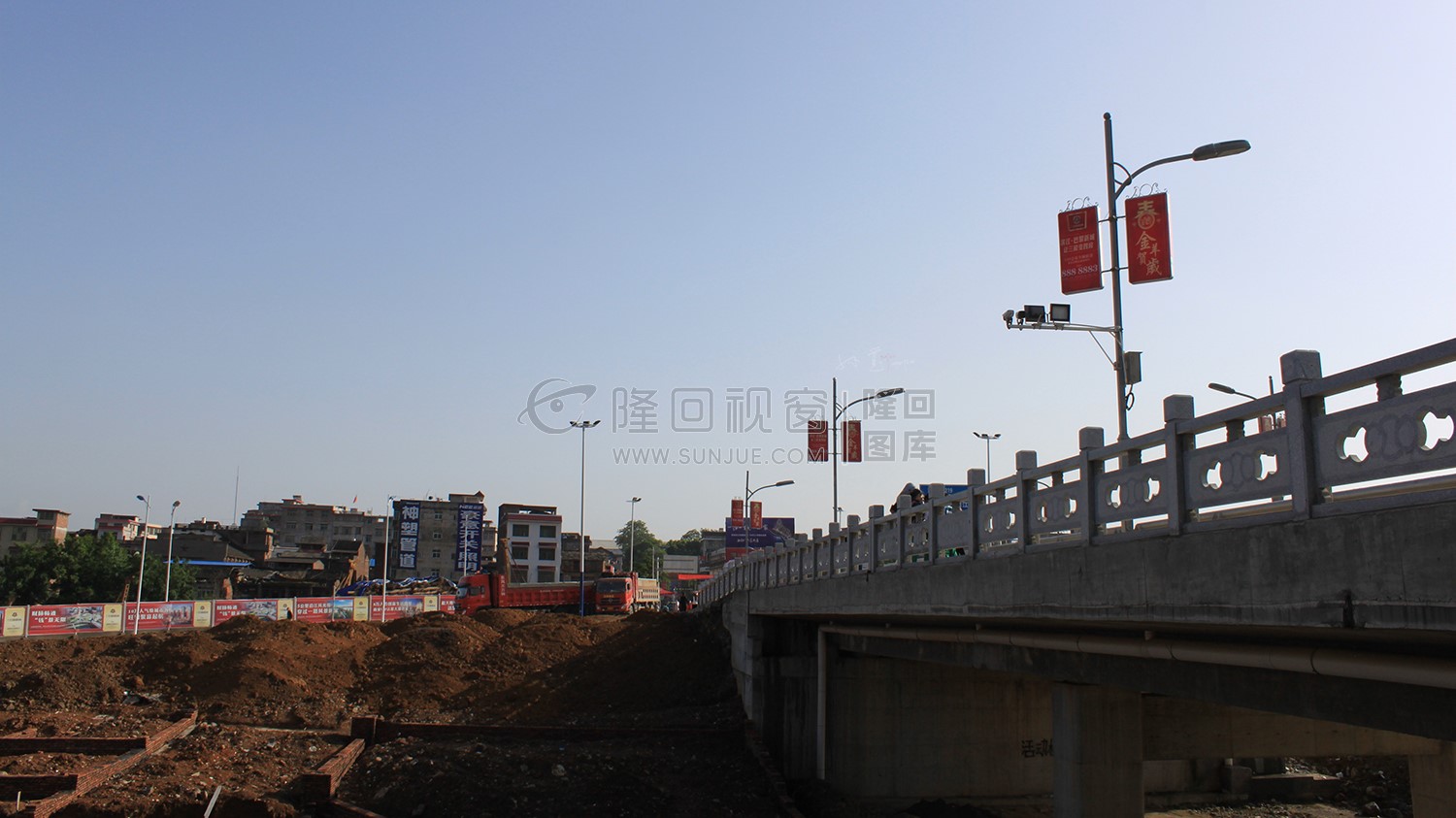 隆回县城-赧水河岸两边