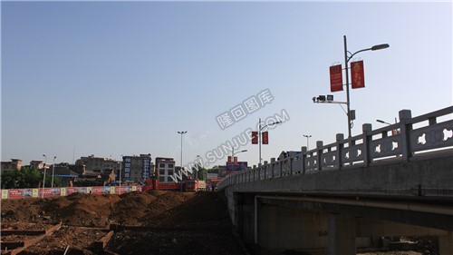 隆回县城-赧水河岸两边