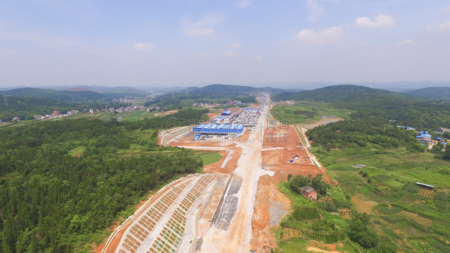 隆回高铁站-建设中实拍