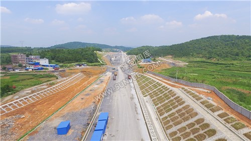 隆回高铁站-建设中实拍