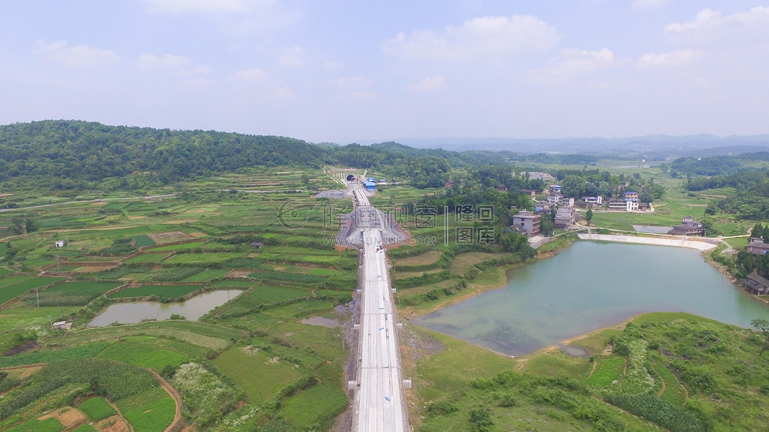 隆回高铁站-建设中实拍