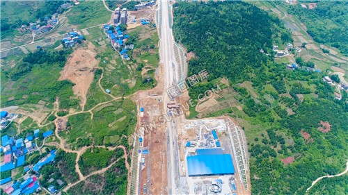 隆回高铁站-建设中实拍