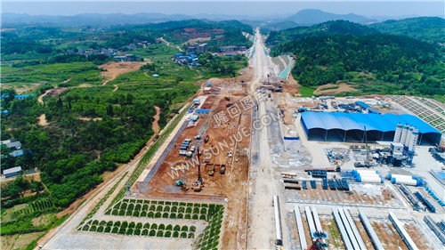 隆回高铁站-建设中实拍