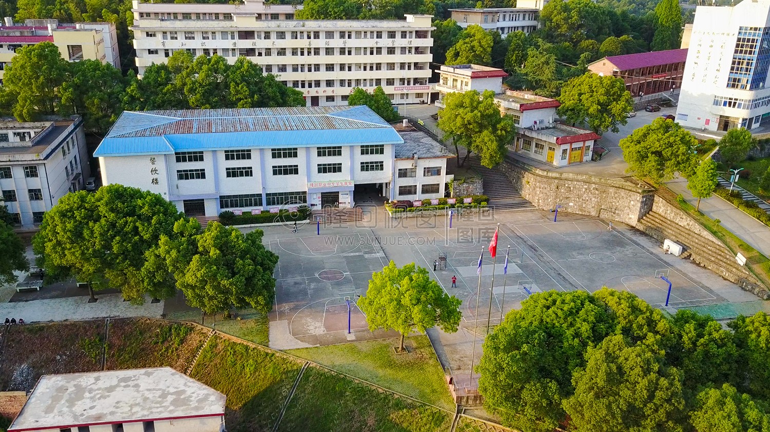 隆回职中-新老校区