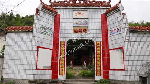 白莲堂，藏于滩头古镇大山深处的百年古寺，四百年历史