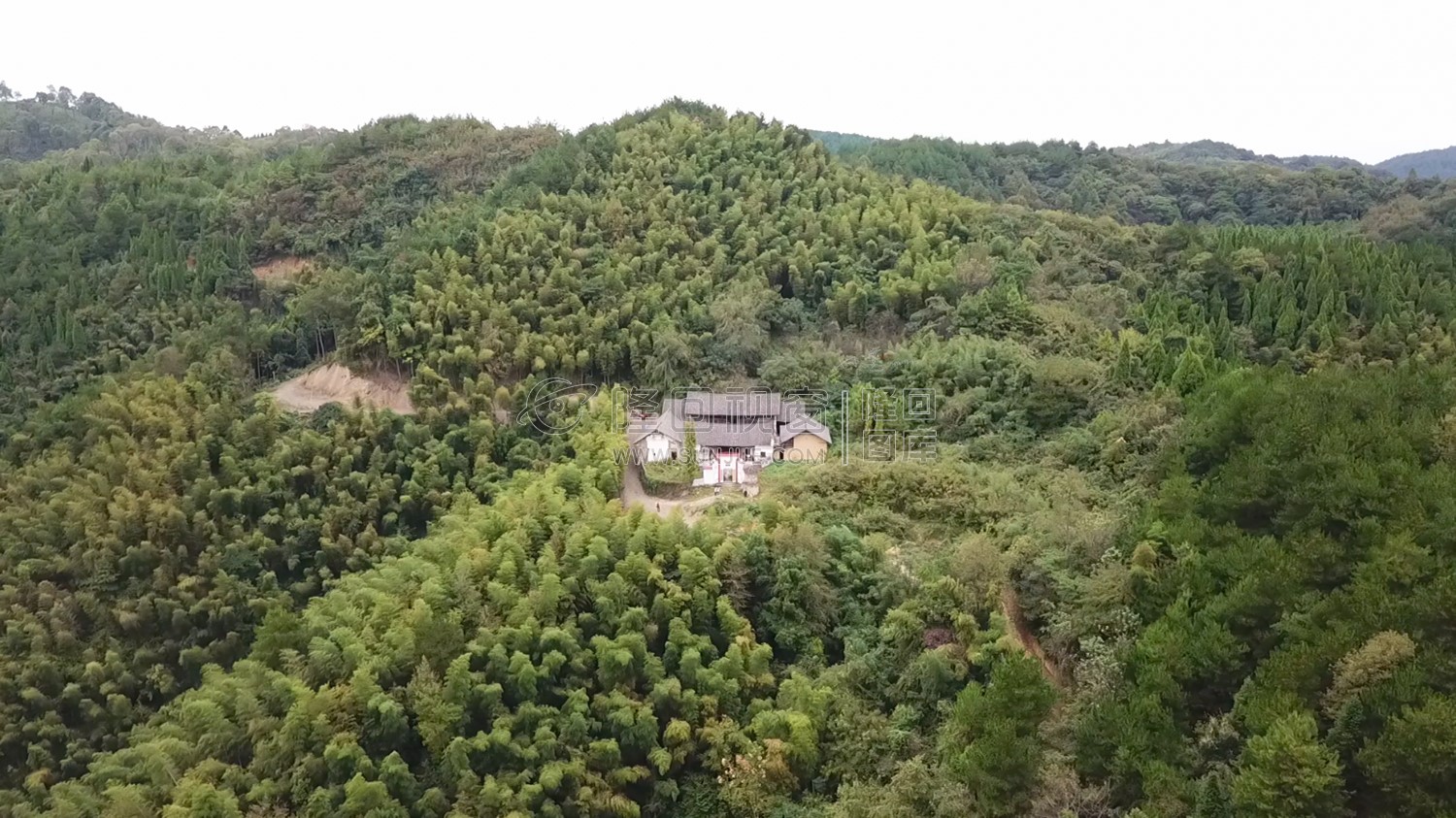 白莲堂，藏于滩头古镇大山深处的百年古寺，四百年历史
