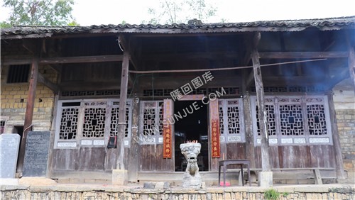 白莲堂，藏于滩头古镇大山深处的百年古寺，四百年历史