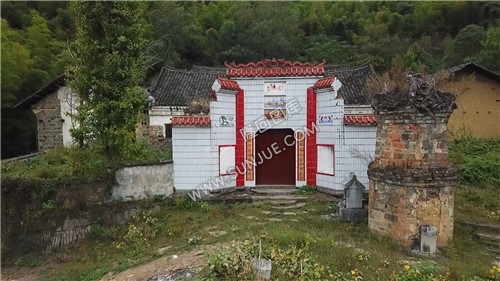 白莲堂，藏于滩头古镇大山深处的百年古寺，四百年历史