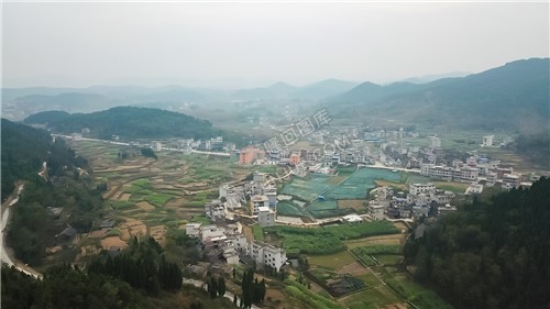 山界回族乡民族村