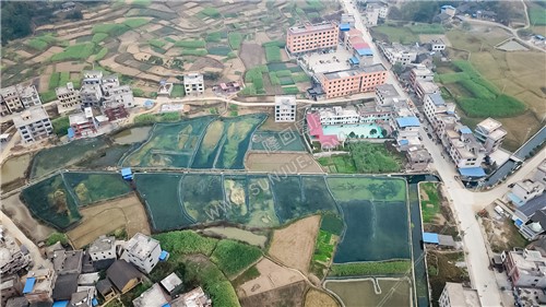 山界回族乡民族村