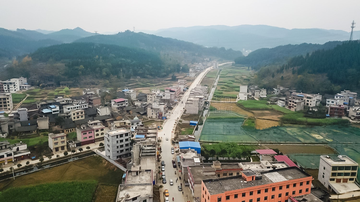 山界回族乡民族村