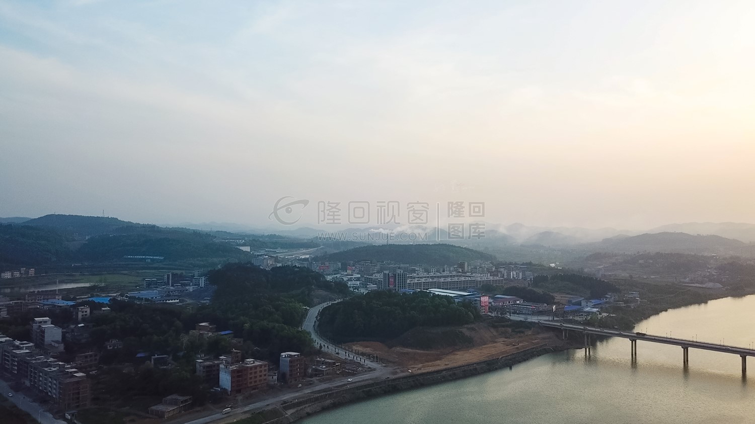 航拍隆回县城赧水河两岸