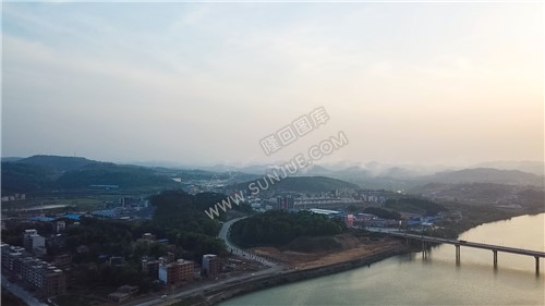 航拍隆回县城赧水河两岸