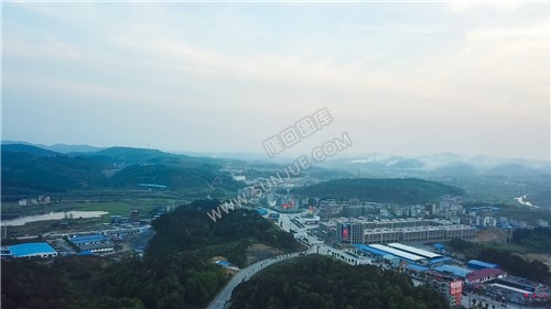 航拍隆回县城赧水河两岸