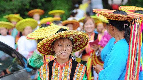 花瑶女孩-花瑶古寨