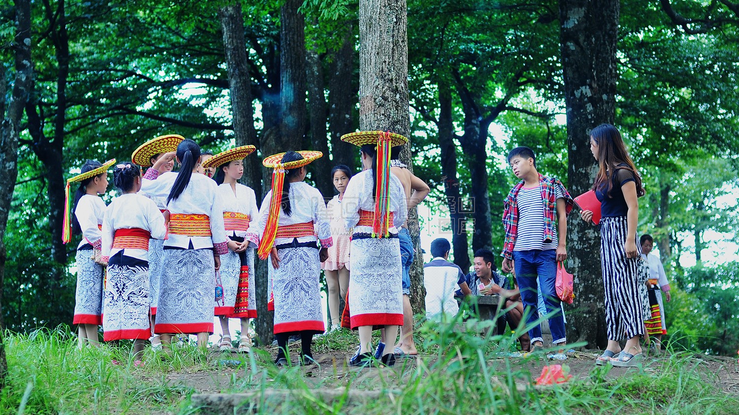 崇木凼-古树林隆回旺溪村，旺溪瀑布