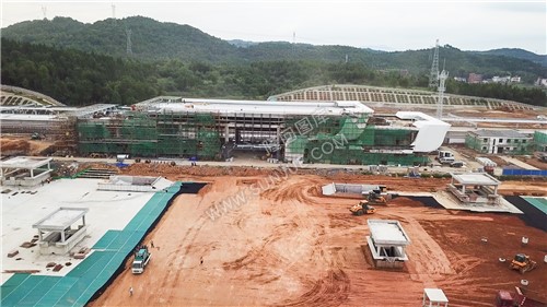 站前广场施工中-隆回高铁站-建设中实拍