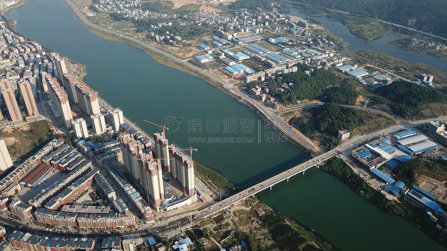 隆回二桥总站区域-赧水南岸处于开发阶段