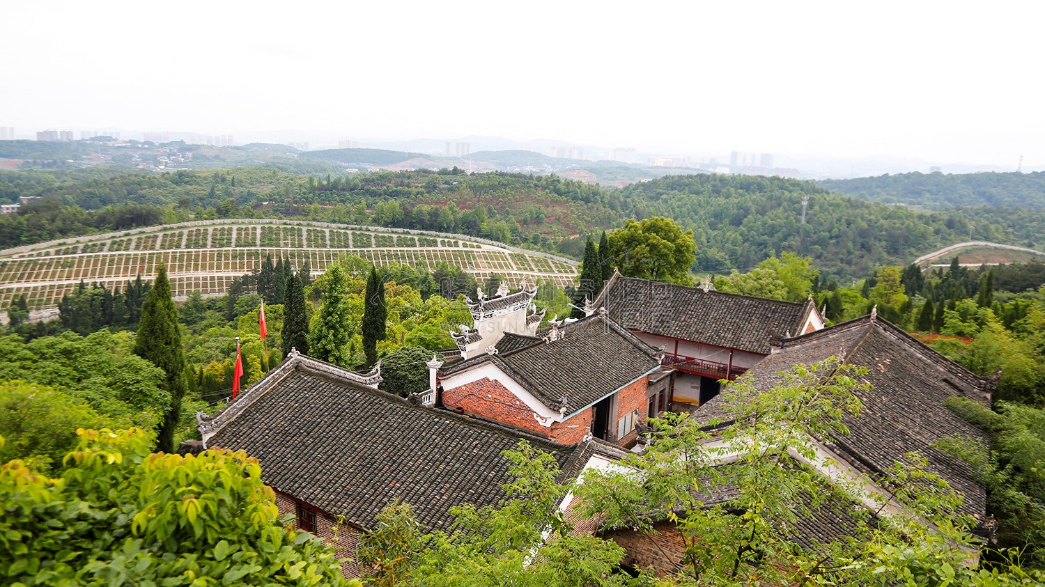 山顶拍寺庙-望江山寺
