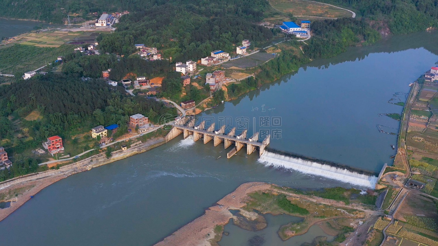 航拍中洲电站大坝