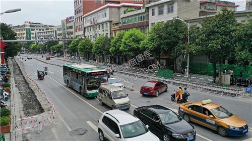 新华书店路口-隆回桃洪路地下街人防工程开挖