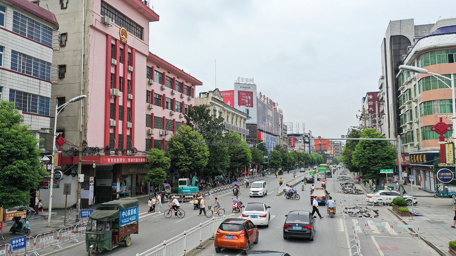 县政府路口-隆回桃洪路地下街人防工程开挖