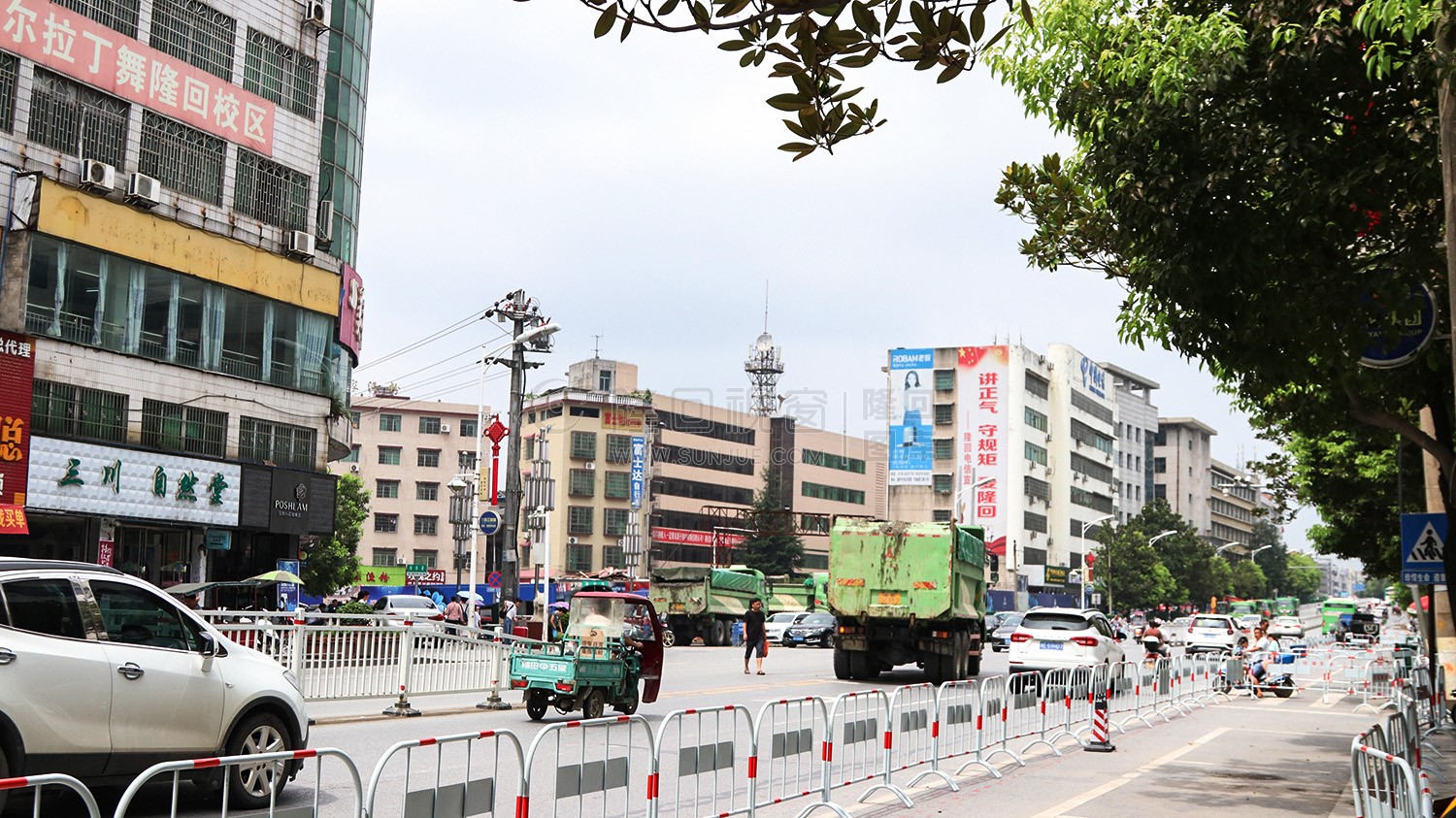北山岔路口-隆回桃洪路地下街人防工程开挖