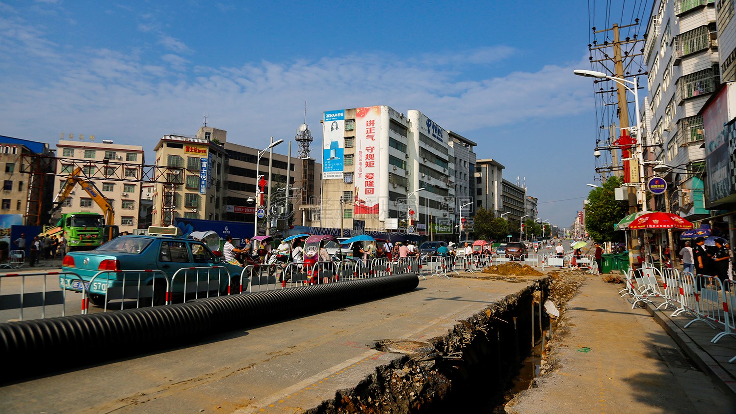 梨子园路口-隆回地下街人防工程-管道铺设