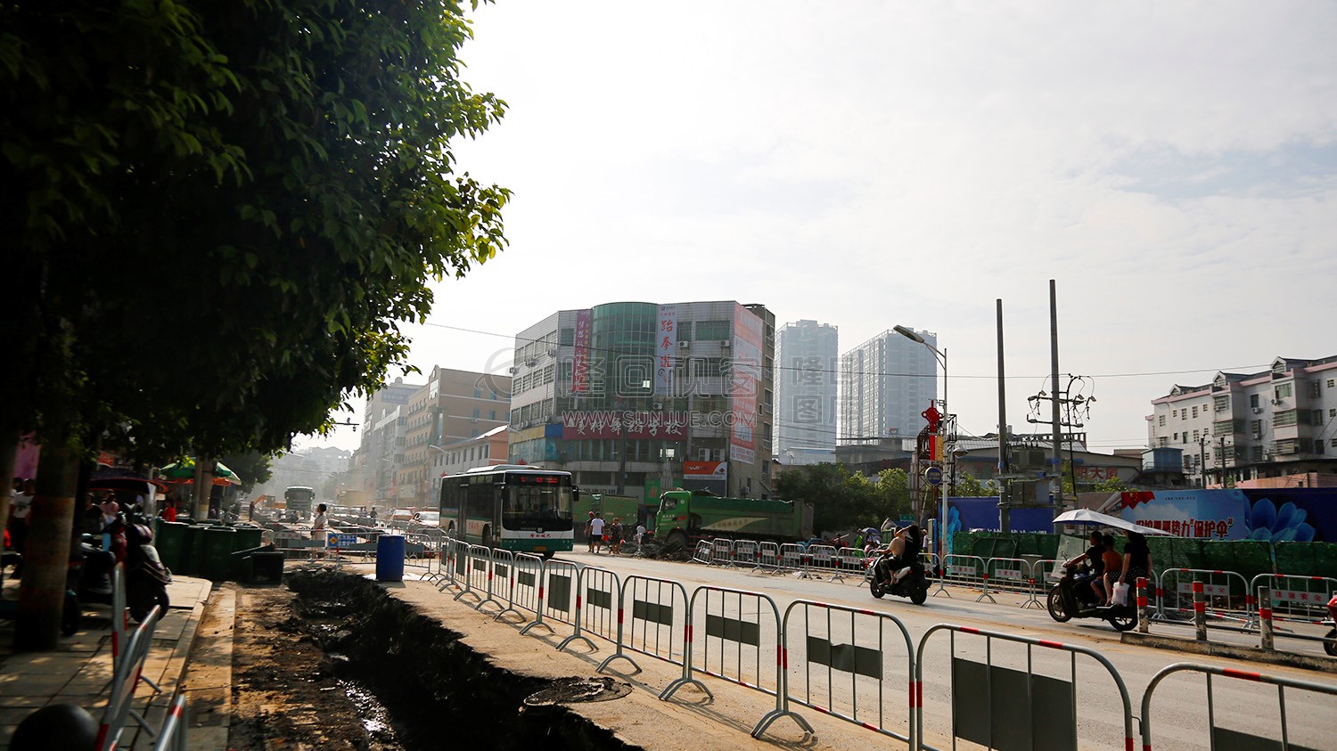 电信公司对面-隆回地下街人防工程-管道铺设