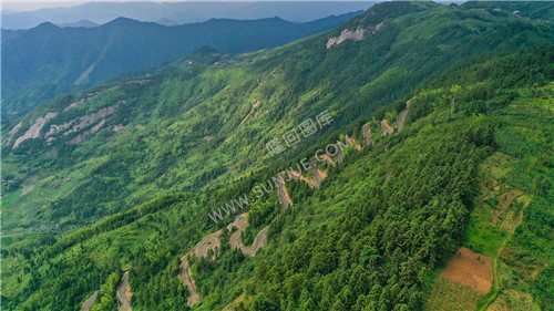 白水洞36拐公路