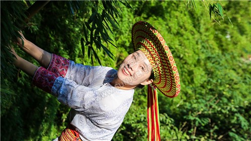 花瑶姑娘的微笑