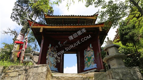 正大门-香炉山寺